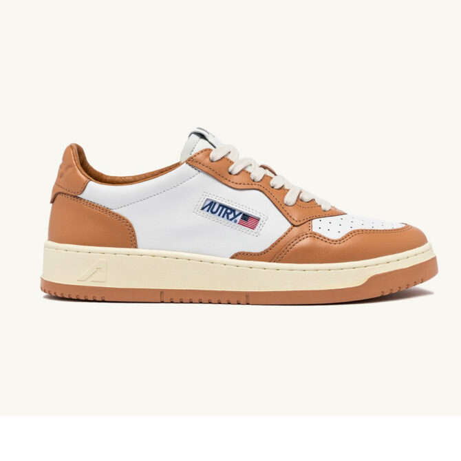 Autry Medalist Low Bicolor - White/Dark Orange
